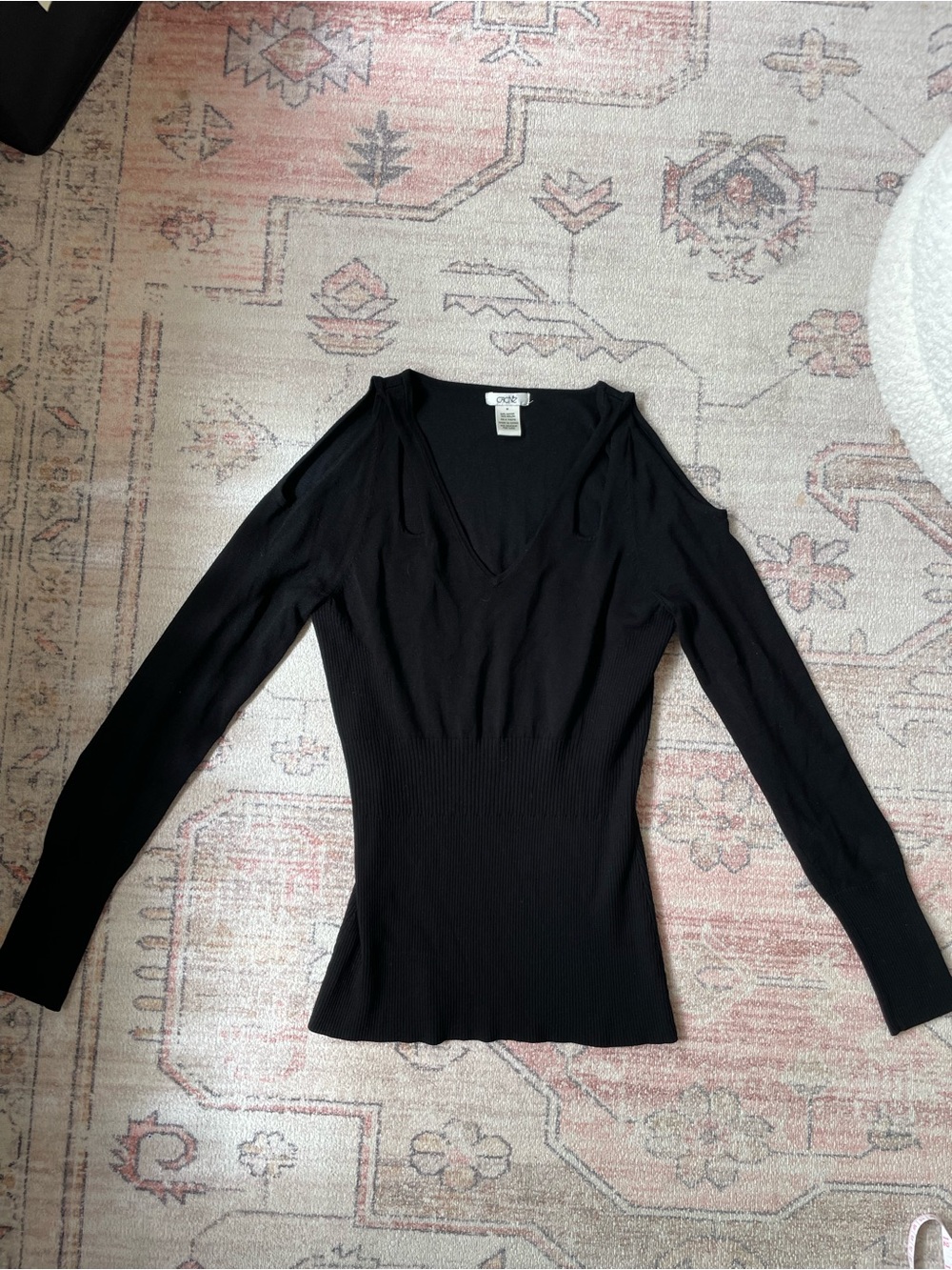 Cache Black Long Sleeve V Neck w Cut Outs Ribbed Chic Womens M